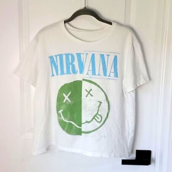 Nirvana White Blue Green Distressed Graphic Crop T-Shirt Top - Size Large - Picture 1 of 8